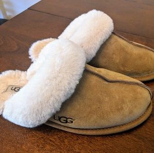 Ugg slippers